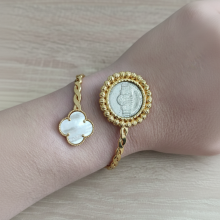 צמיד עם תלתן צדף לשיבוץ מטבע של הרבי (לא כולל מטבע)